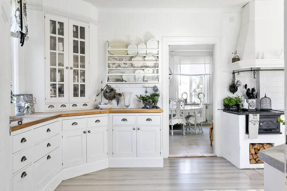 Белая кухня с деревянной столешницей - идеи оформления интерьера
белая кухня с деревянной столешницей - идеи оформления интерьера