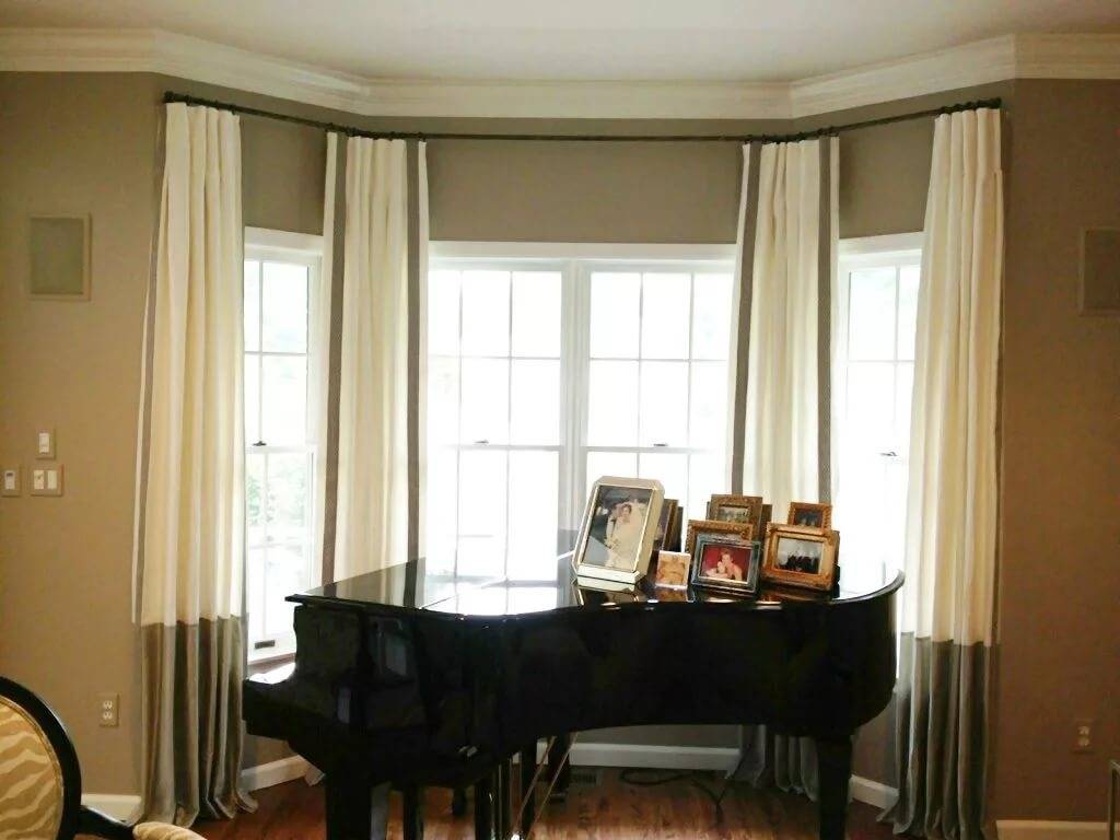 Шторы для эркера: для гостиной, на кухню, в спальню, на полукруглые окна