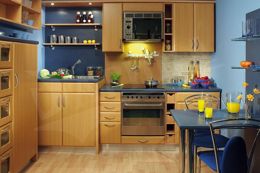Новинки дизайна маленькой кухни 2023 года: увеличение пространства правильной планировкой. выбор цветовых оттенков для маленькой кухни. особенности мебели и освещения (фото + видео)