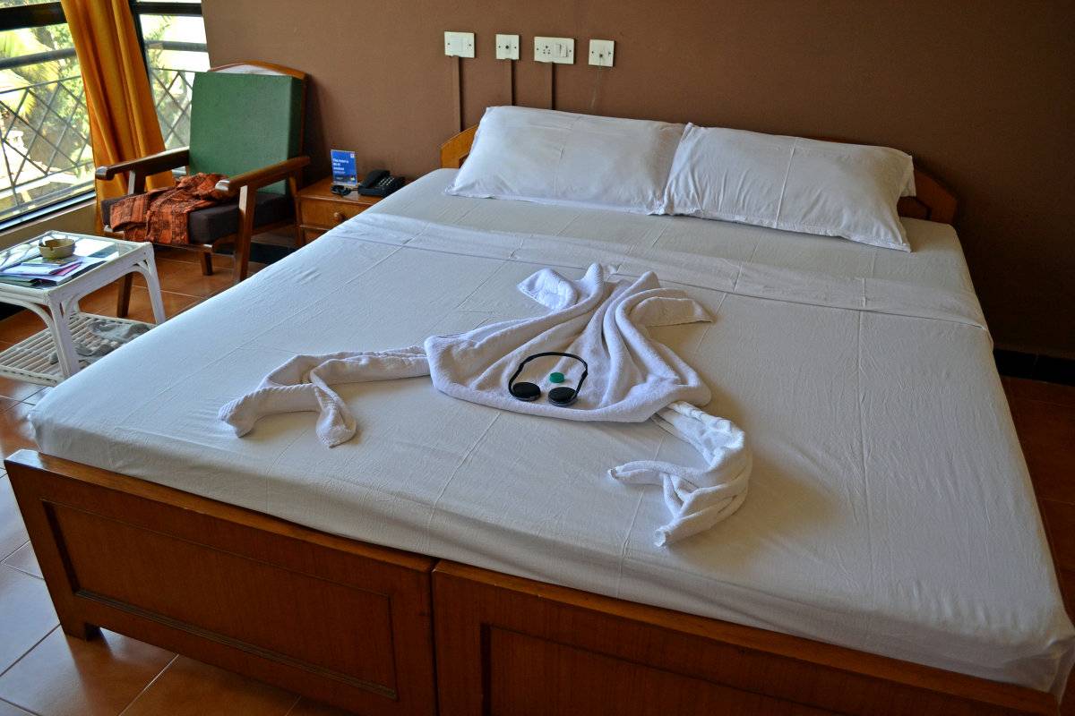 Как красиво и правильно заправить кровать, приемы, которые используют дизайнеры и горничные отелей - 15 фото