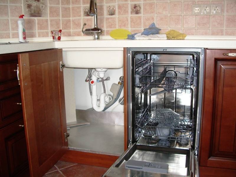 Как установить посудомоечную машину самостоятельно