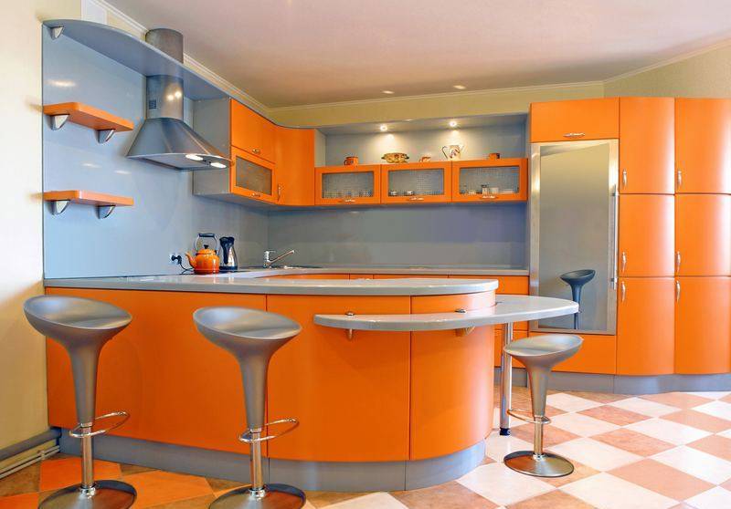 Оранжевая кухня 2023. фото интерьеров