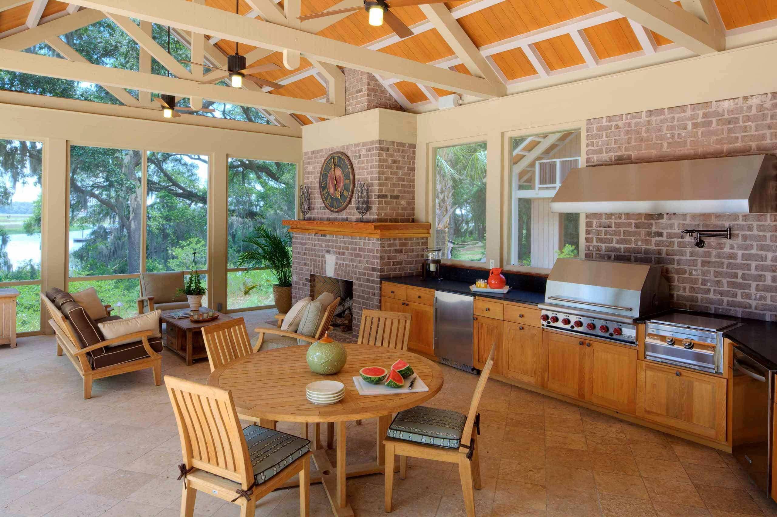 Летняя кухня в частном доме: проекты на даче с террасой, верандой, барбекю, мангалом, печью
