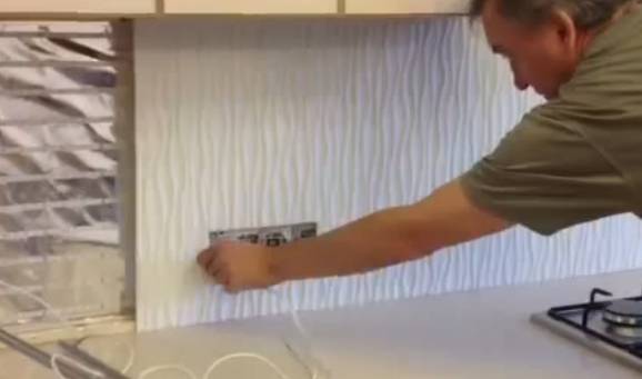 Как крепить фартук на кухне из мдф своими руками — пошаговая инструкция