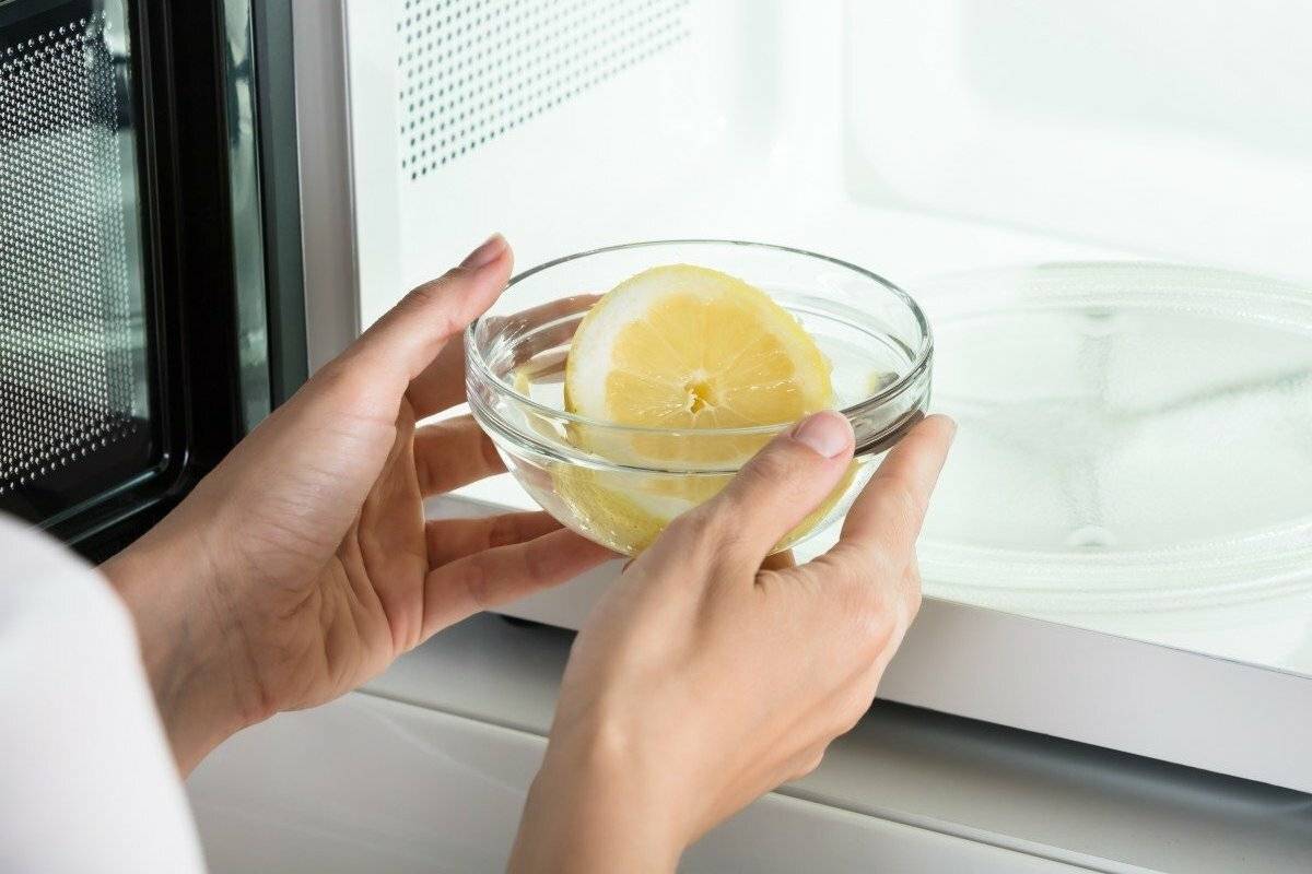 Как отмыть кухонный гарнитур и другие поверхности от жира? чем отмыть жир на кухонных шкафах и стенах?