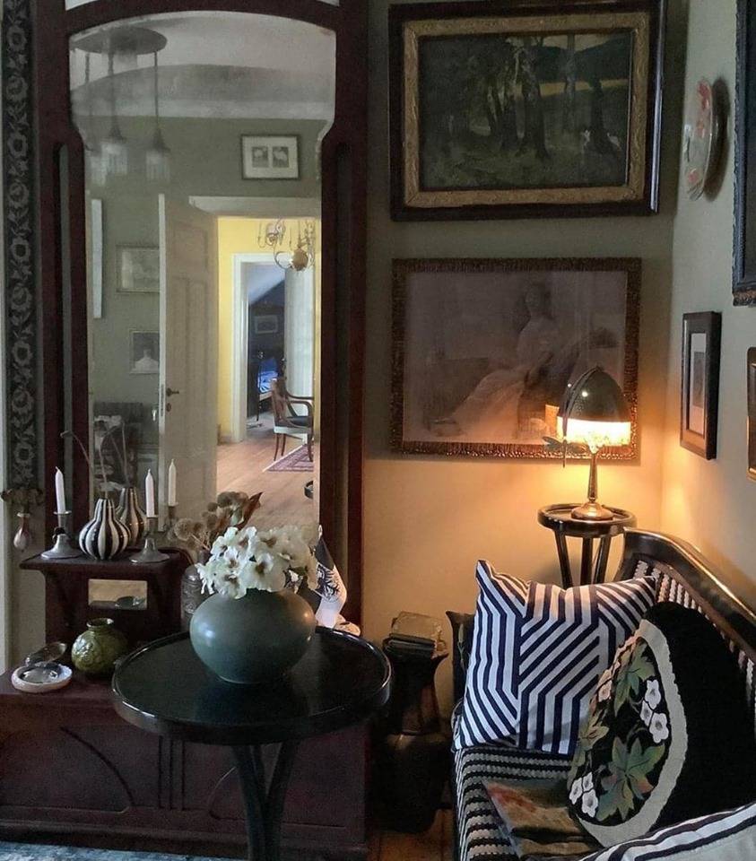 «я живу в шкатулке!»: экскурсия по квартире александра васильева в париже