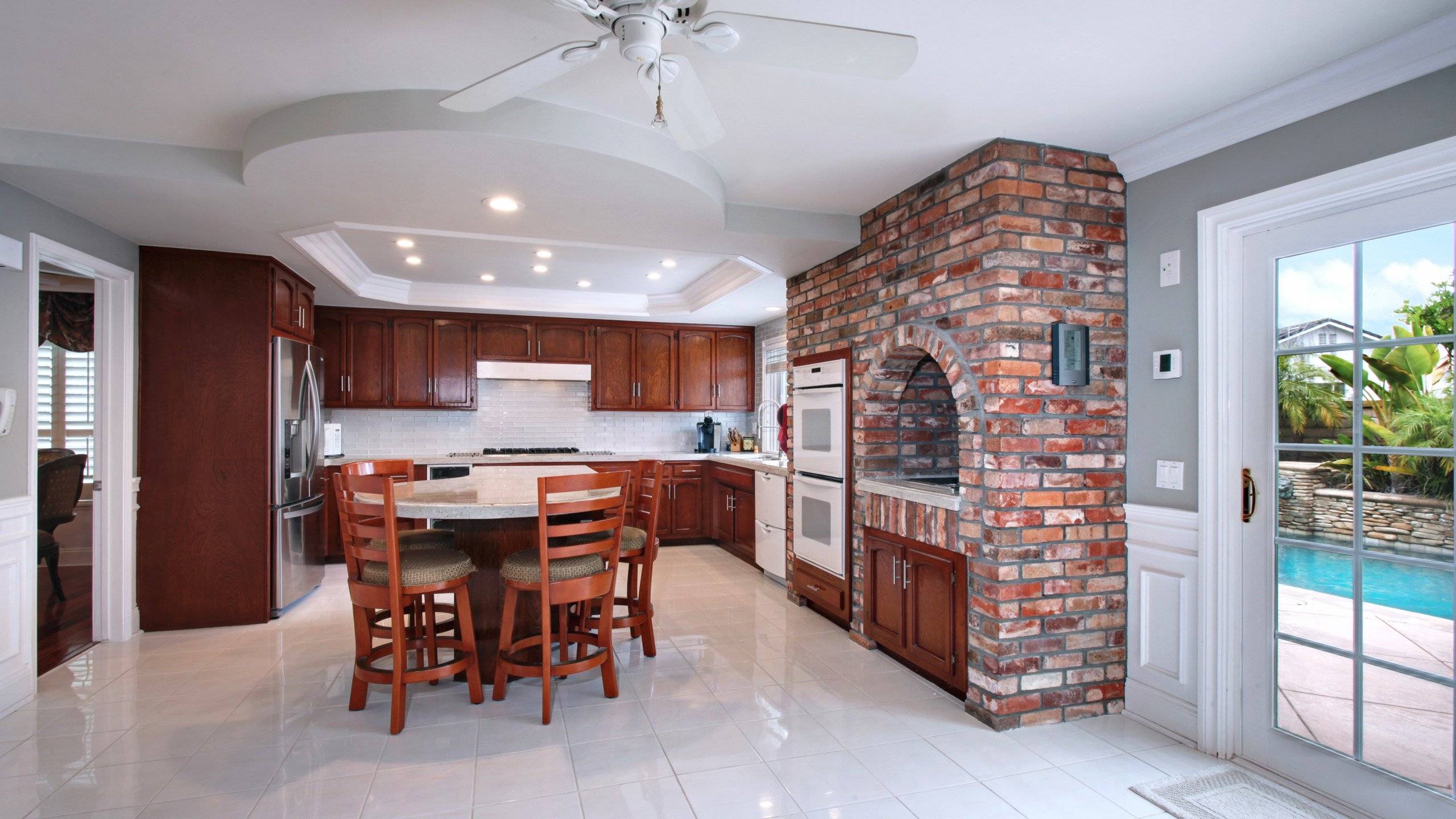 Кухня с печкой – неповторимый дизайн в интерьере вашего дома | блог о ремонте и дизайне интерьера