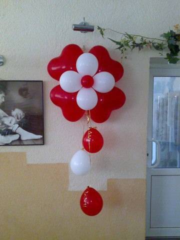Как украсить дом обычными шарами без гелия