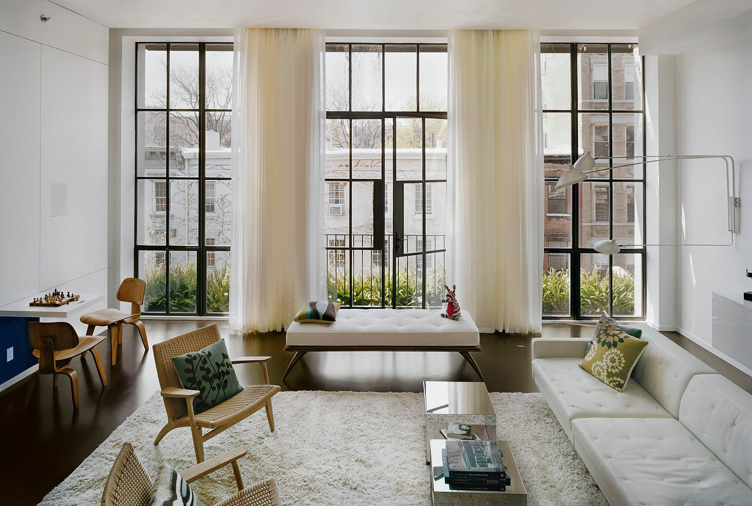 Панорамные окна в квартире: разновидности и варианты остекления помещений (68 фото)
