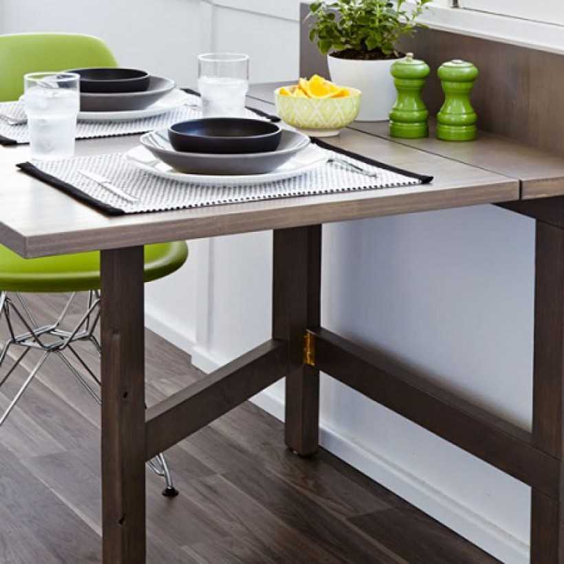 Маленькие кухонные столы: раскладные варианты для кухни