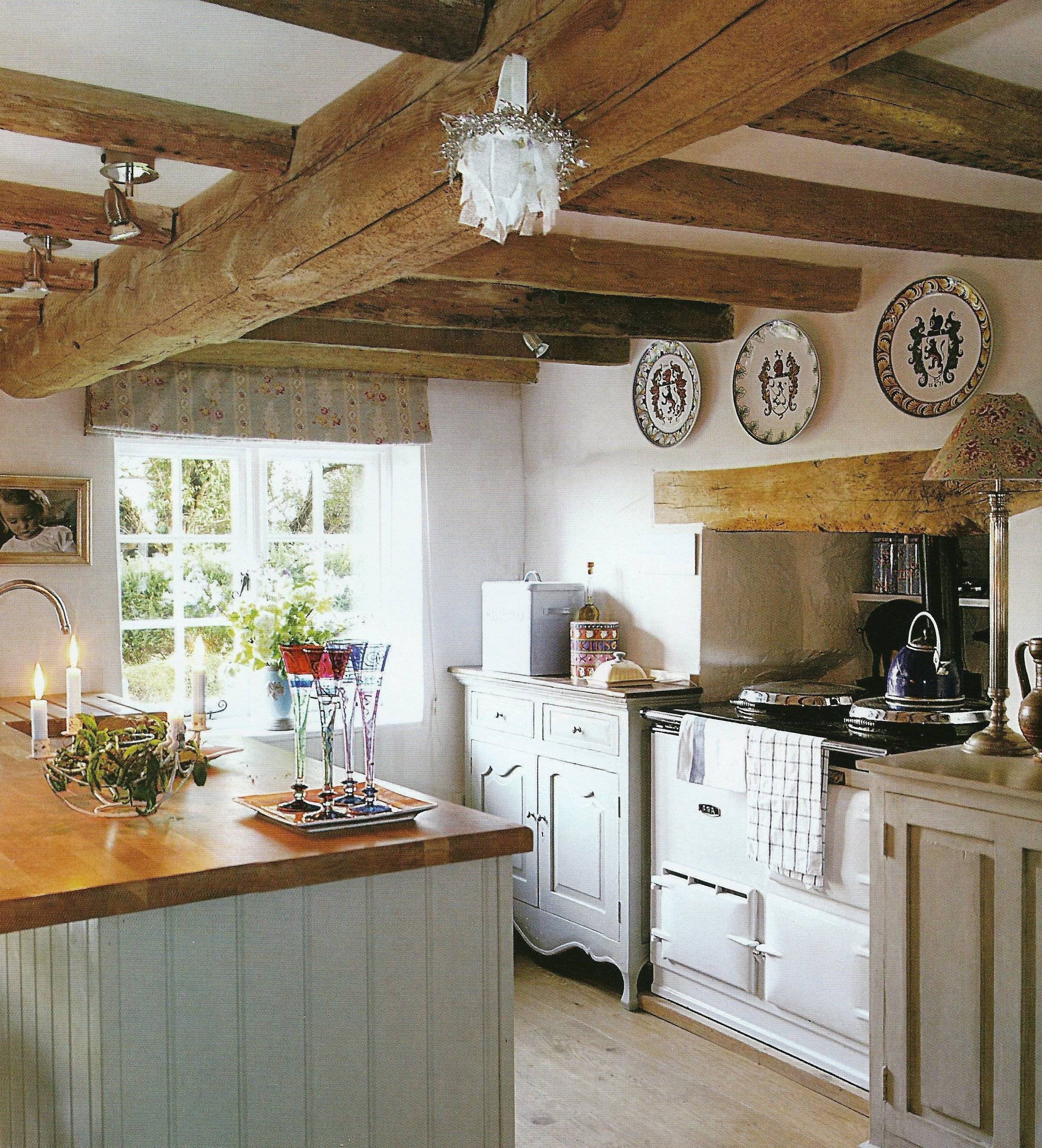 Кухня в стиле кантри: секреты деревенского уюта + 25 фото