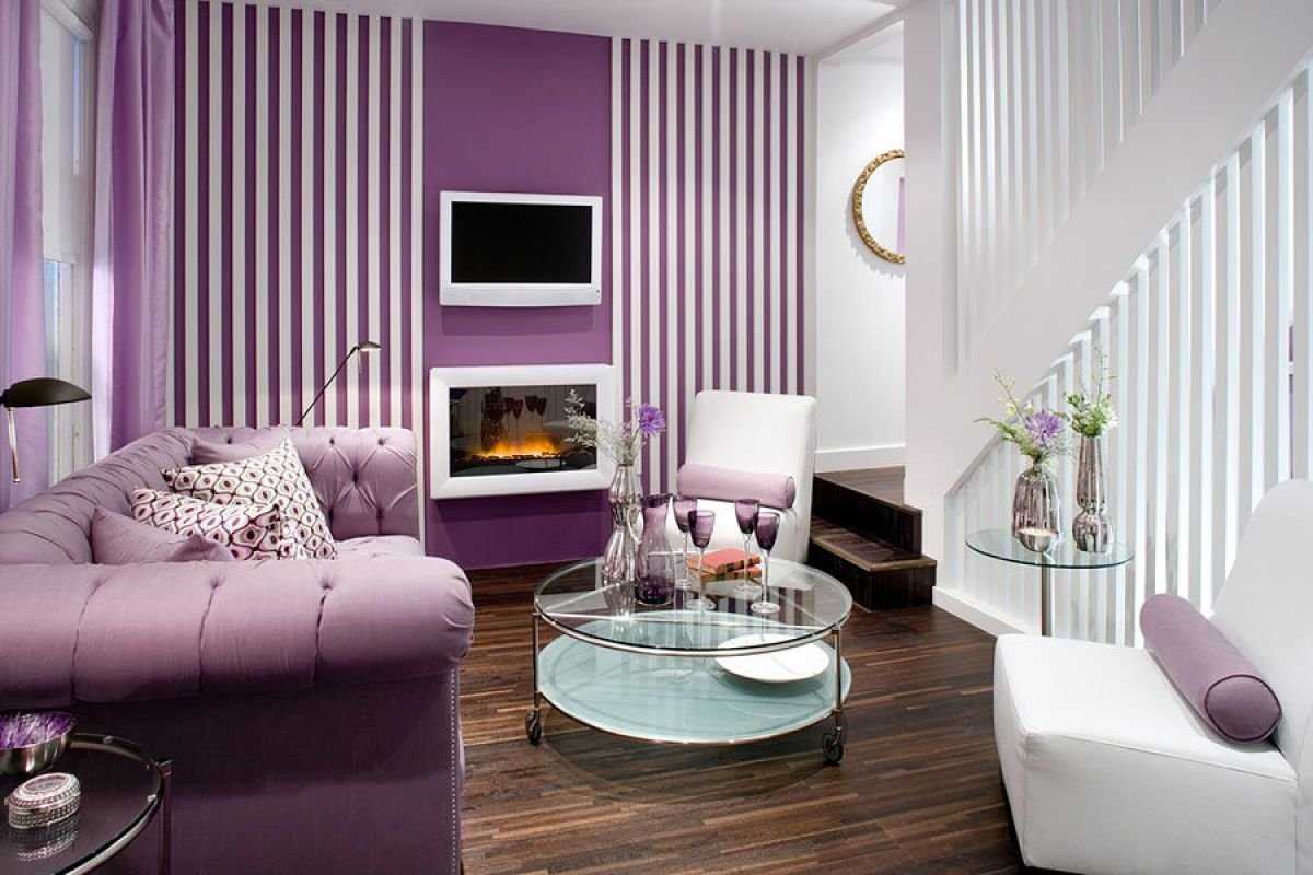 Сиреневый интерьер гостиной фото: в тонах дизайн, цвет в зале, оформление и сочетания с серым, стены