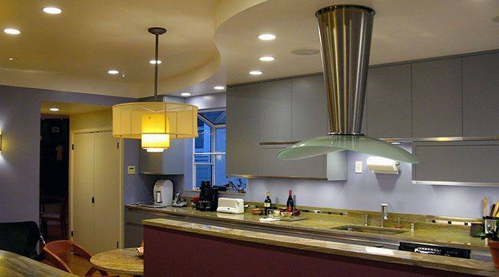 Точечные светильники на кухне: 50+ фото примеров, как выбрать