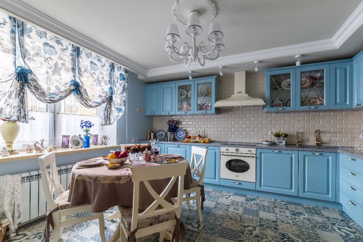 Дизайн голубой кухни: 50 фото идей голубой кухни в интерьере