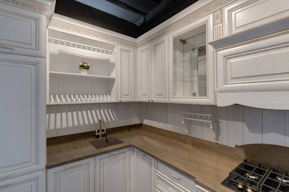 Дизайн кухни 8 кв м - фото новинки с холодильником 2019