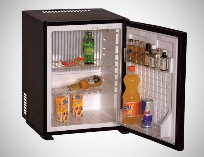 Выбираем модель холодильника для напитков со стеклянной дверью