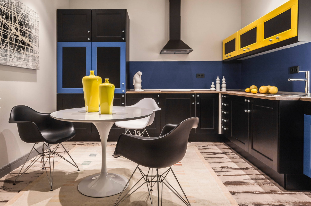 Черная кухня: фото интерьеров кухни в черном цвете, сочетания с другими цветами