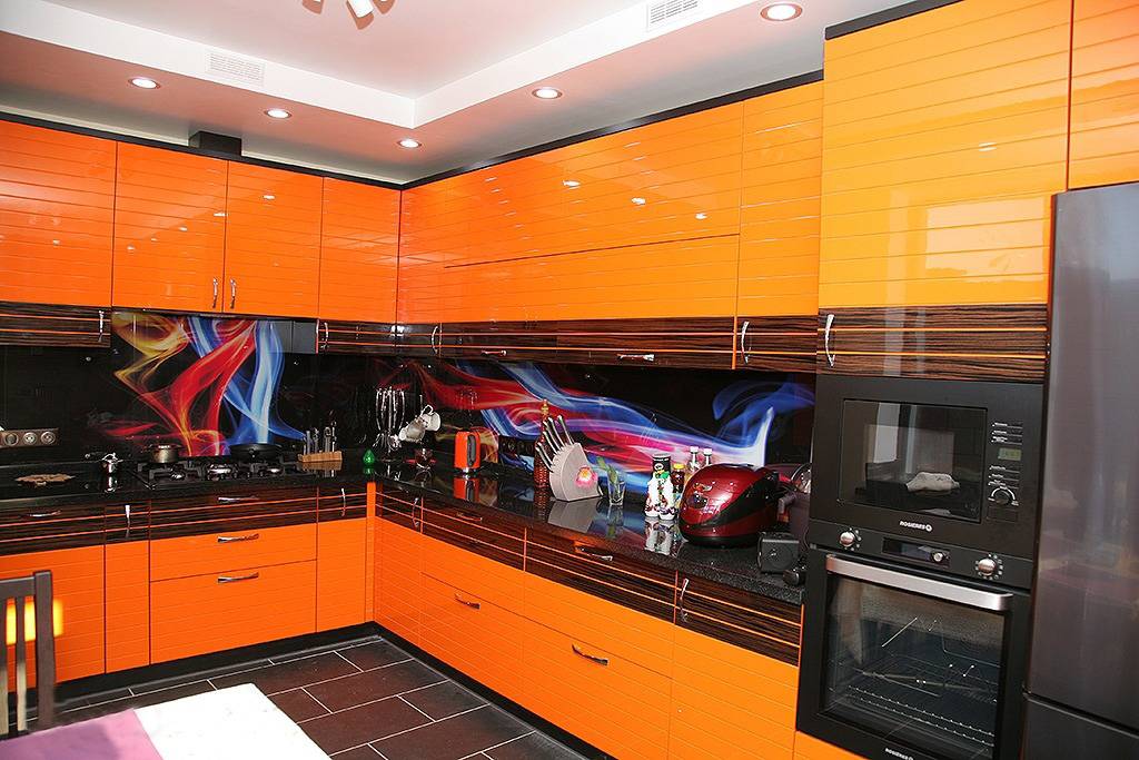 Черно-оранжевая кухня: 60 фото проектов, дизайн своими руками, видео, гарнитур, плитка,