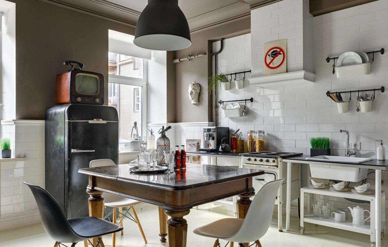 Кухня в ретро-стиле: на стыке времен - 72 фото примера