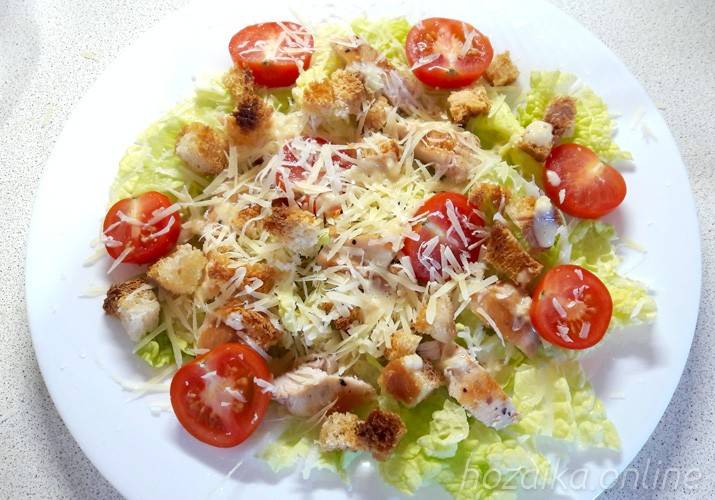 Как сделать салат цезарь с курицей в домашних условиях рецепт с фото пошагово