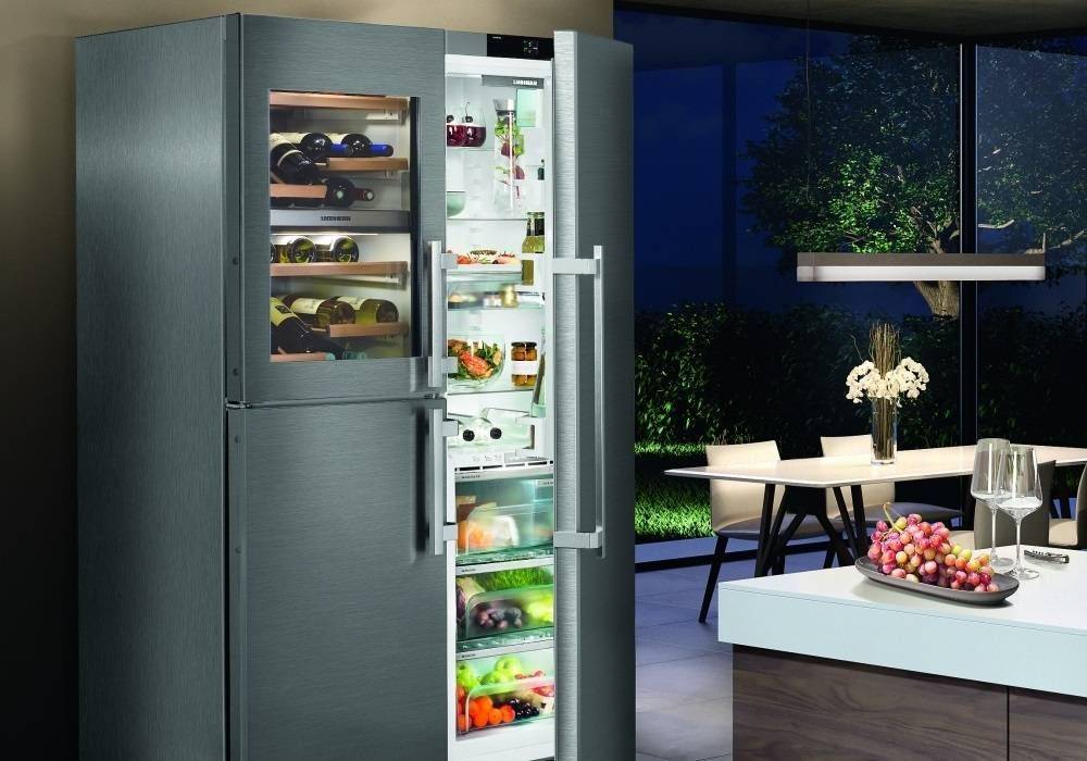 Кухни с двухдверным холодильником: на что обратить внимание при покупке?