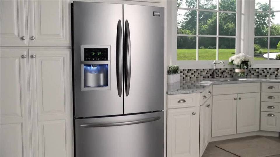 Все особенности дизайна кухни с холодильником