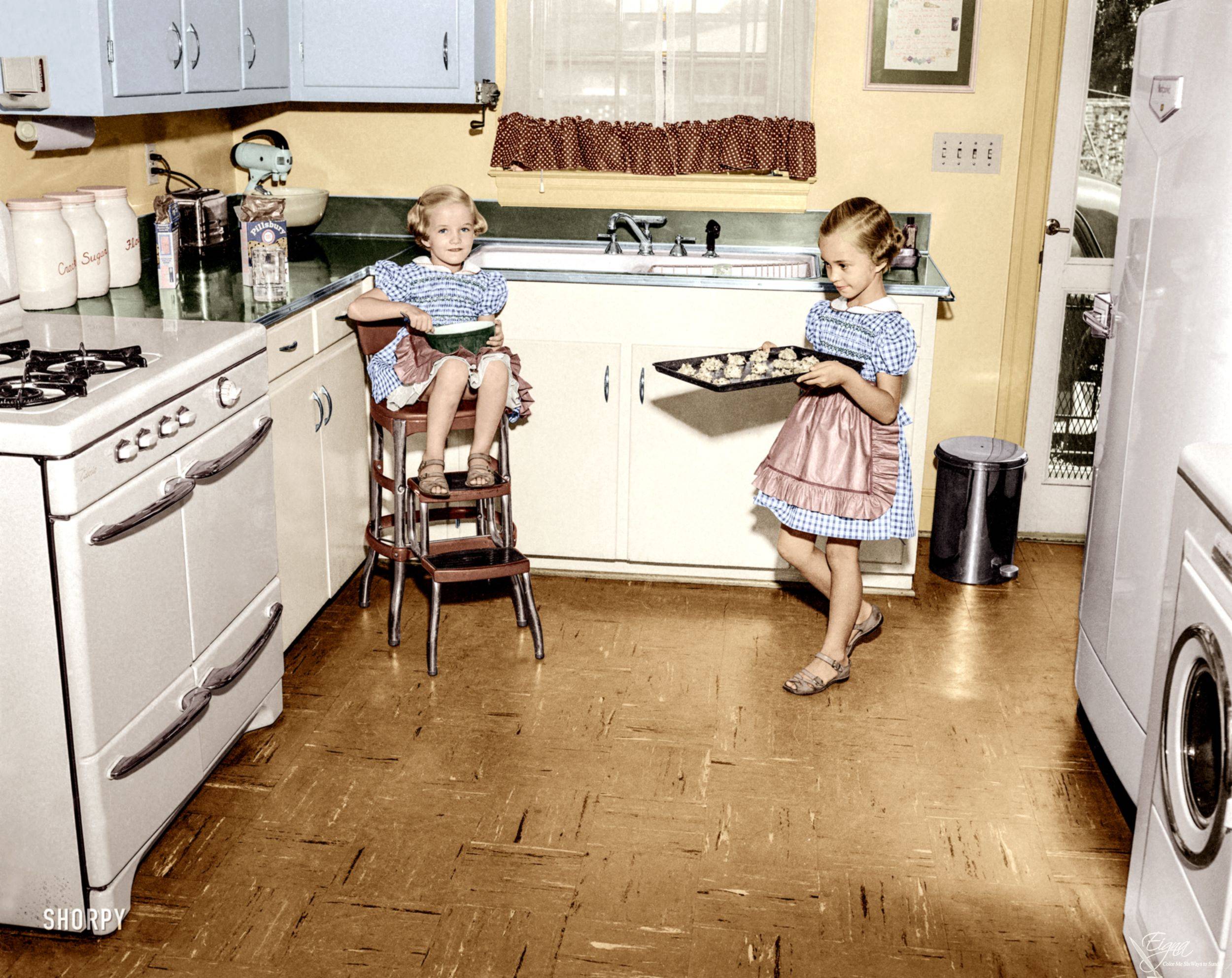 Как жить в 20 веке. Ретро кухня в Америке. Кухня в Америке начало 20 века. Кухня в стиле Америка 50 х годов. Кухни в Америке в 1950.