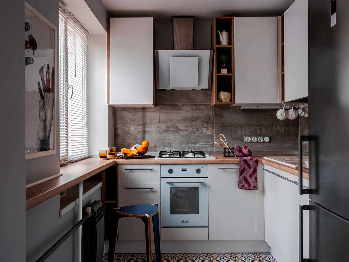 Кухня в квадрате: нюансы размещения мебели и варианты дизайна, как расположить гарнитур и бытовую технику в зависимости от площади помещения - 18 фото