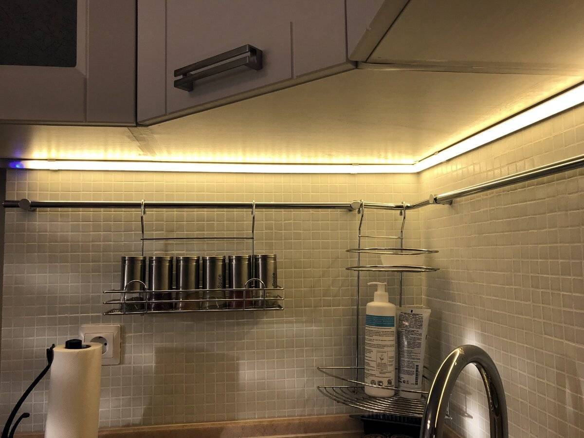 Выбираем светильники для кухни, для установки над рабочей поверхностью светодиодные