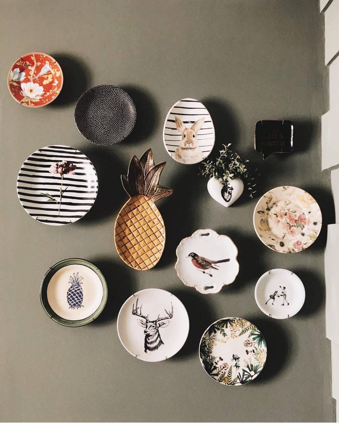 Тарелки на стенах – креативный подход к декорированию