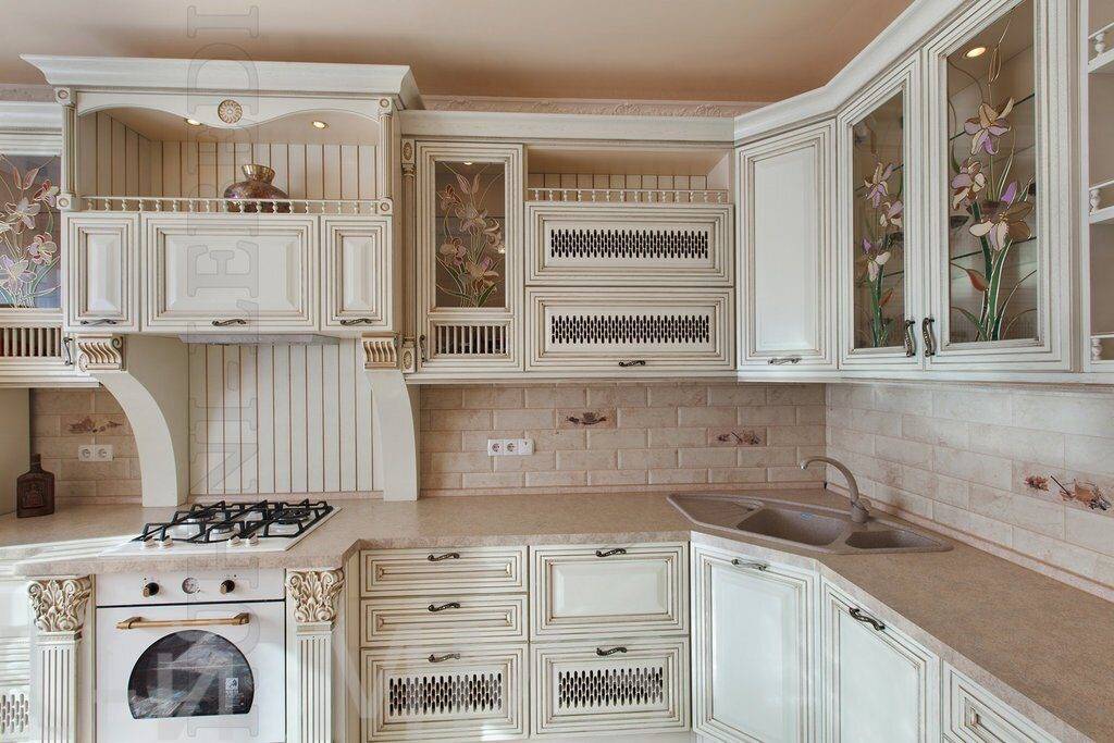Кухня в классическом стиле: 110+ реальных фото интерьеров