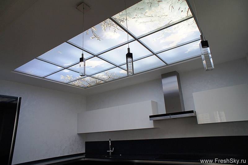 Стеклянный подвесной потолок: статья о пользе стекла