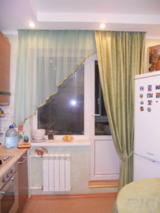 Шторы на кухню с балконом: варианты штор и дизайнерские идеи применения штор