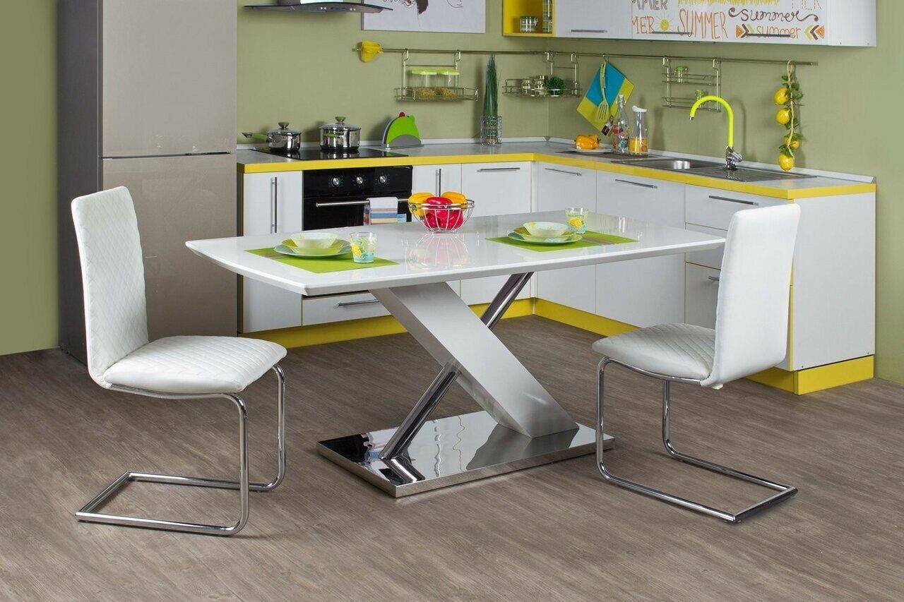Стулья и столы в кухонных гарнитурах