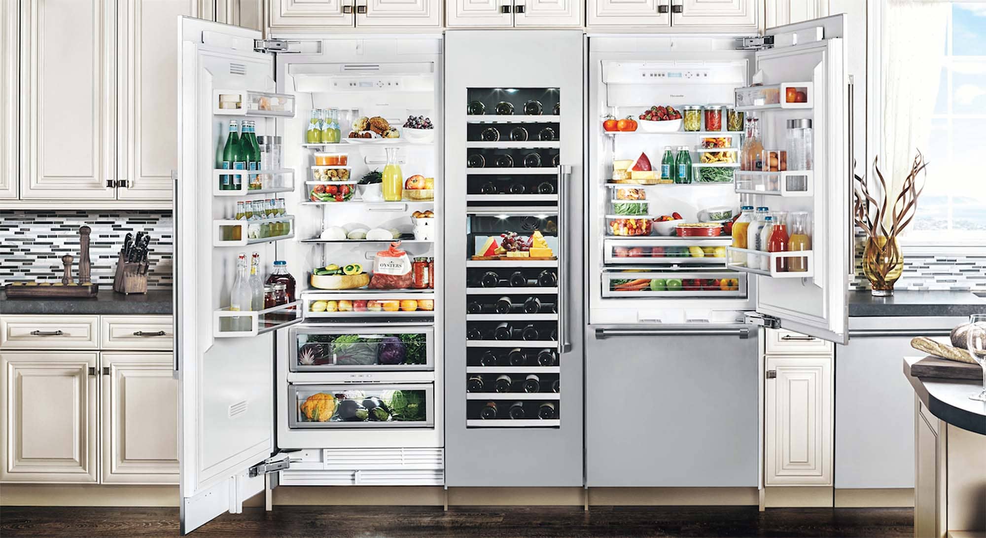 Топ-9 лучших встраиваемых холодильников – рейтинг 2023 года