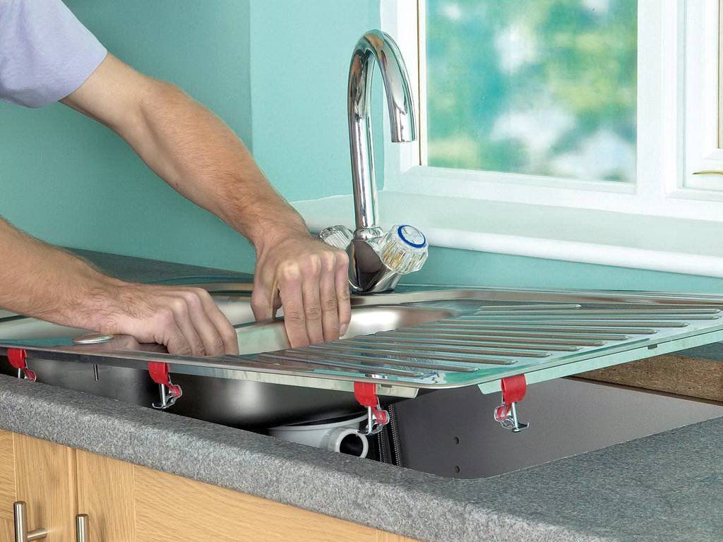 Сборка кухонного гарнитура своими руками: пошаговая инструкция установки