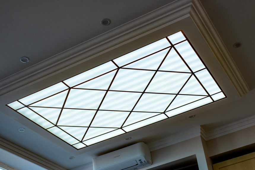 Как сделать стеклянный потолок - особенности и монтаж (+фото) | стройсоветы