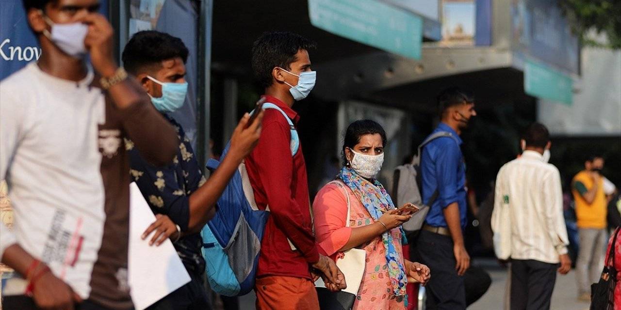 6 продуктов, которые нужно есть каждый день в период пандемии по мнению врача из Нью-Дели