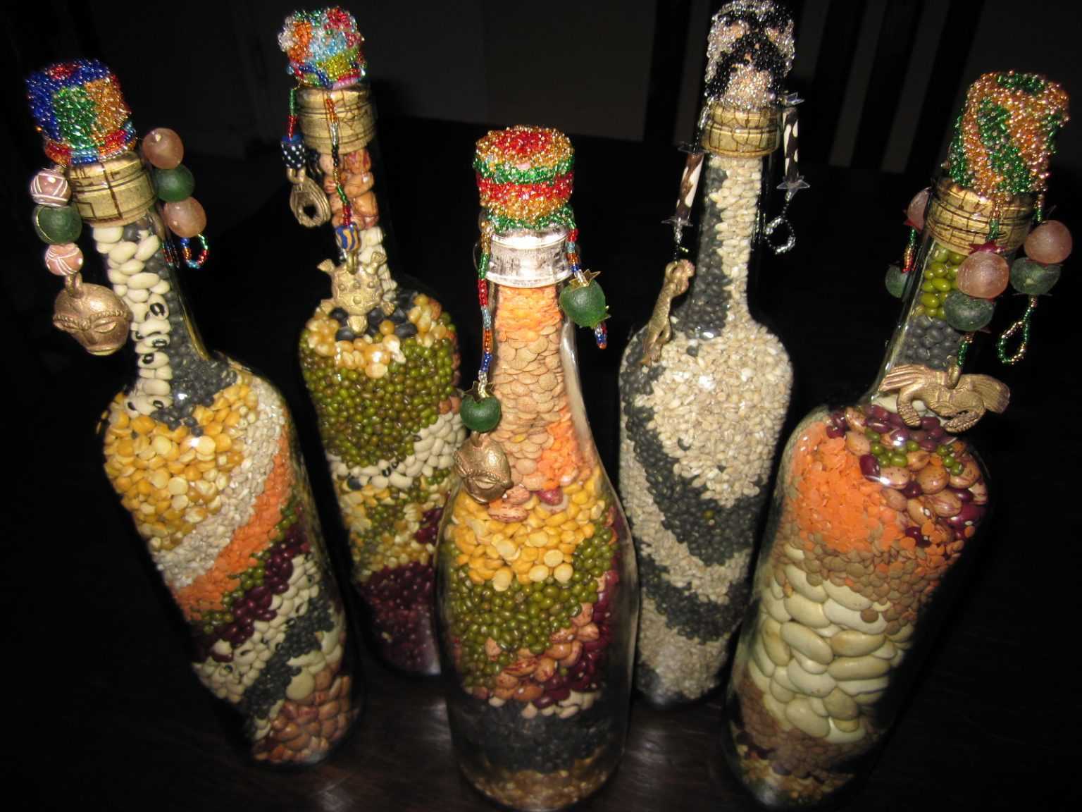 Декоративные бутылки с солью: оформление своими руками