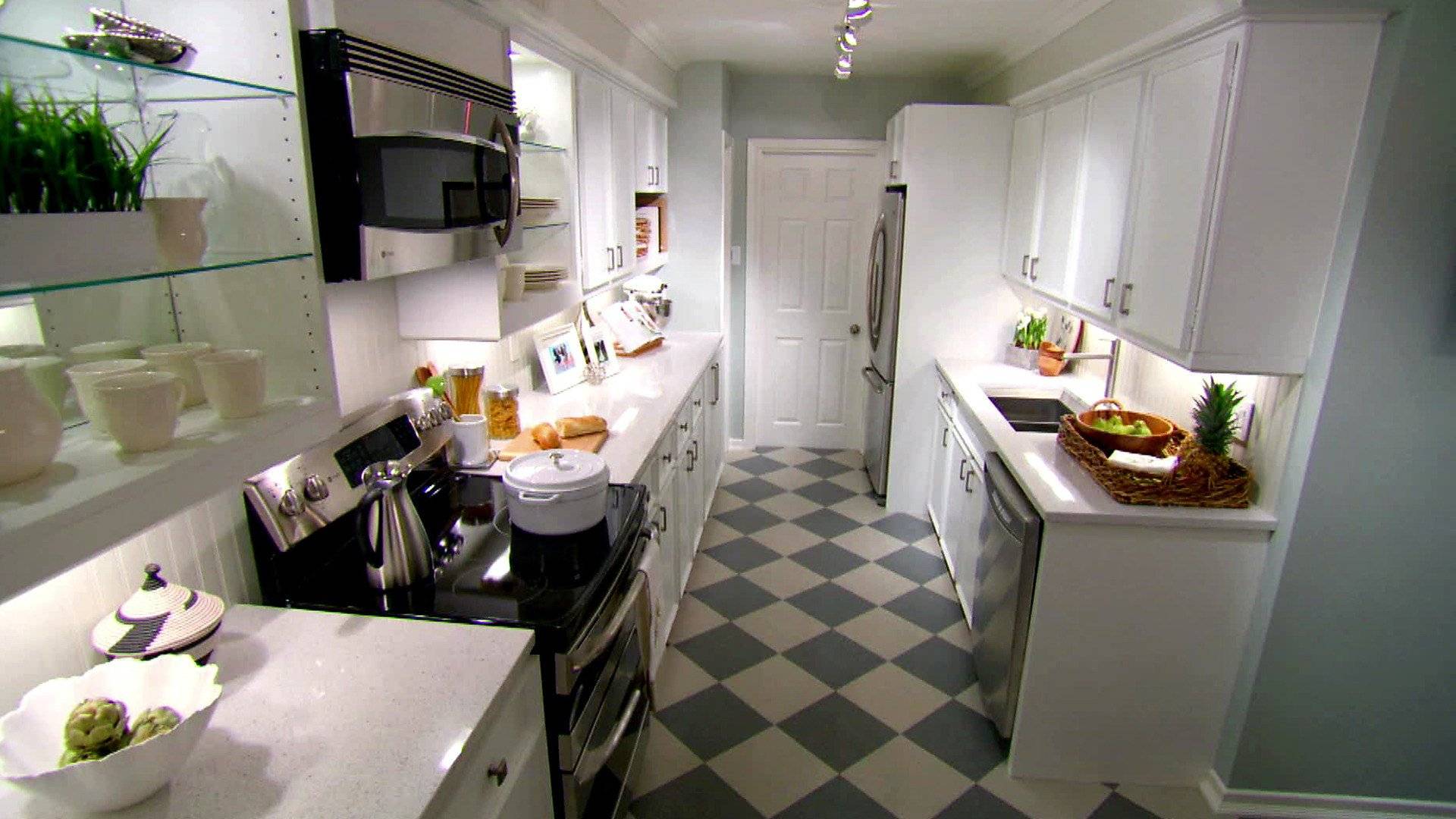 Маленький формат и рациональные решения: как обустроить кухню площадью 4-5 кв. м