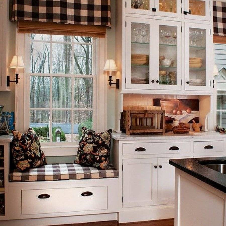 Дизайн кухни с окном — 50 фото интерьеров