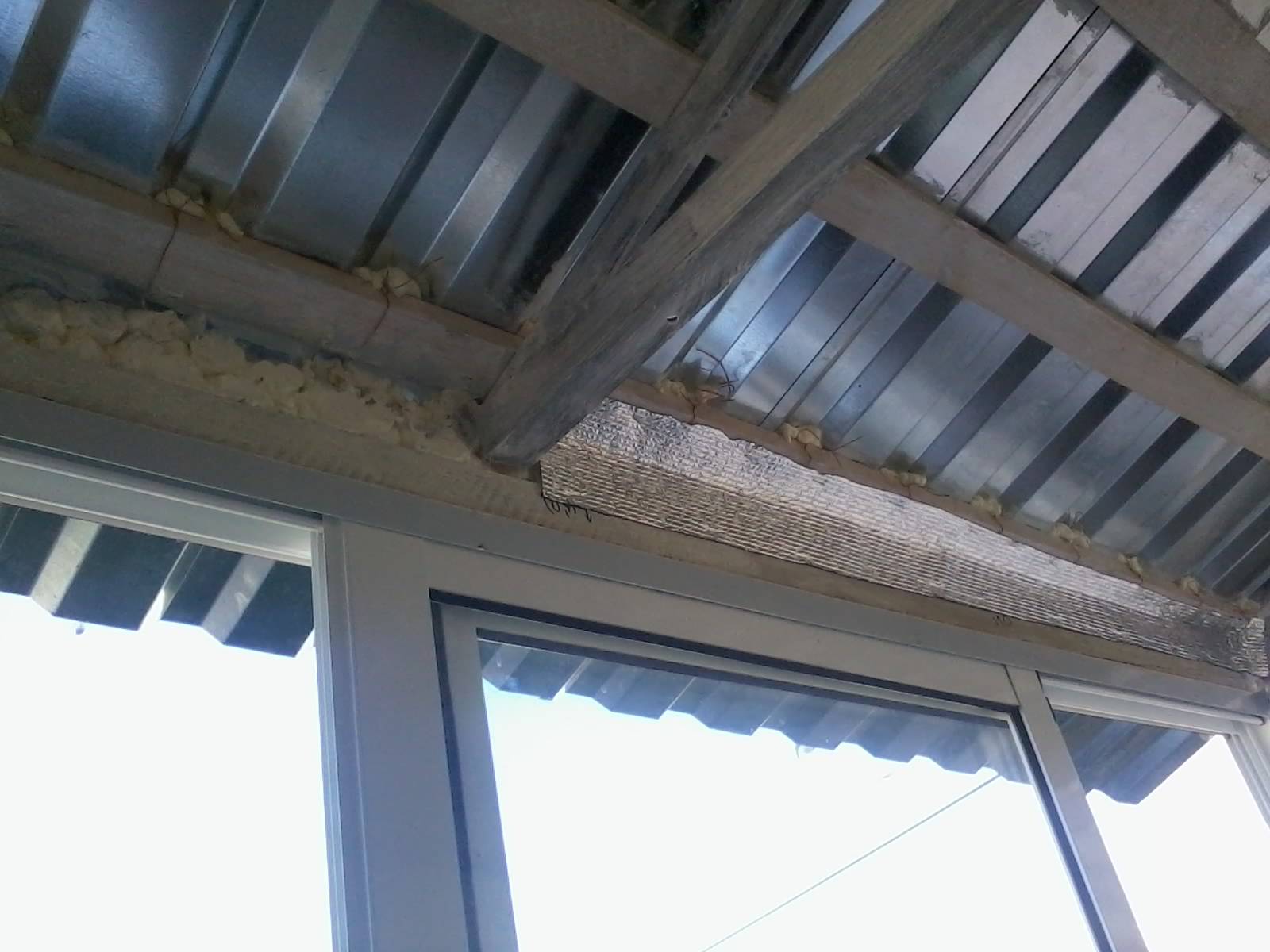 Как сделать ремонт крыши балкона