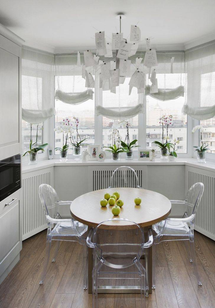 Дизайн кухни с эркером в домах серии п44т — фото интерьеров