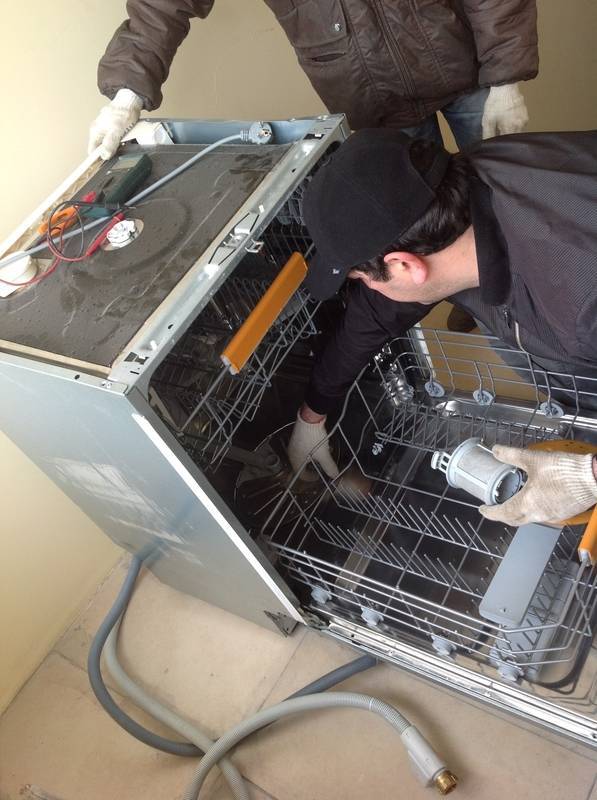 Как ремонтировать посудомоечную машину самостоятельно