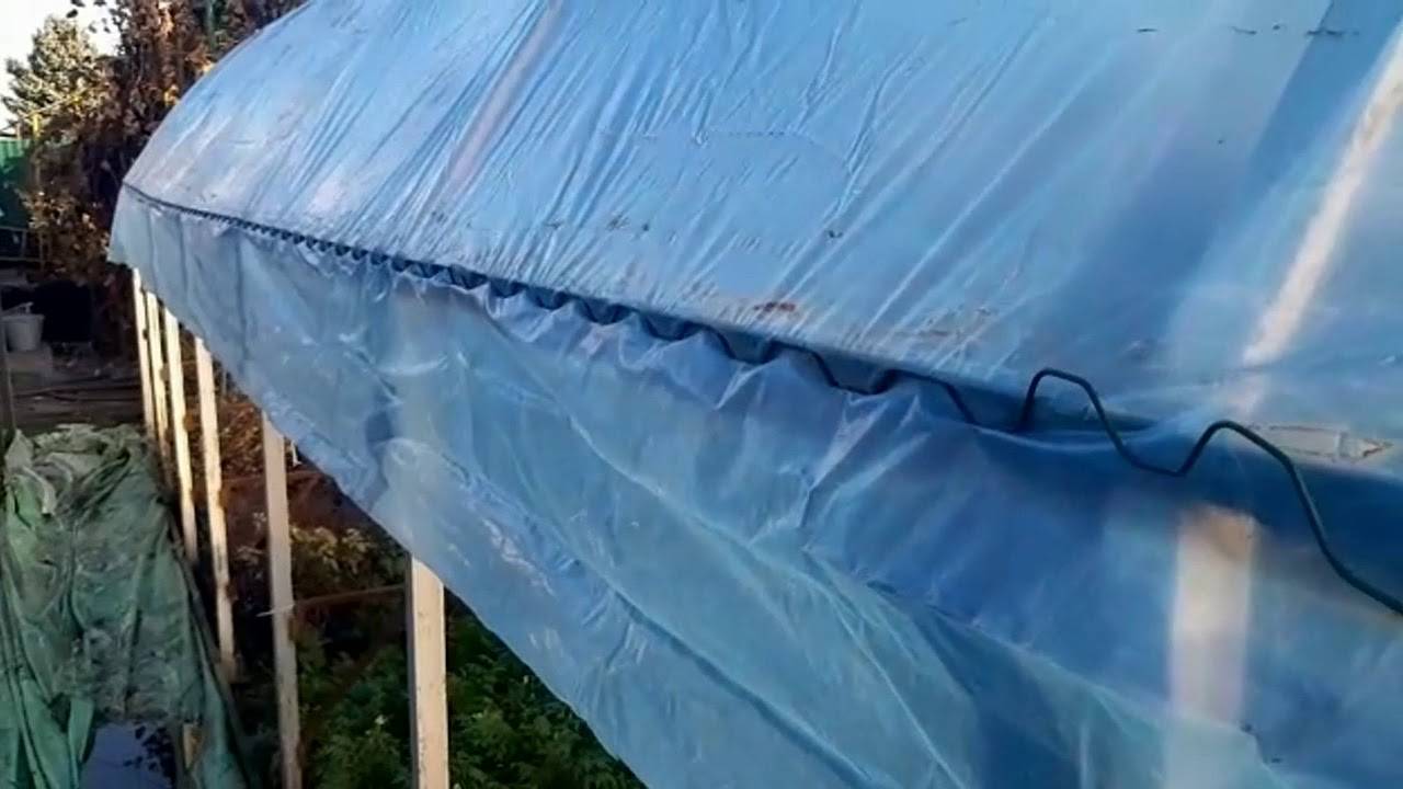 Парники из металлических дуг с укрывным материалом